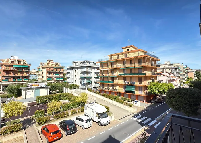 400 Mt Dal Mare - Appena Ristrutturato *