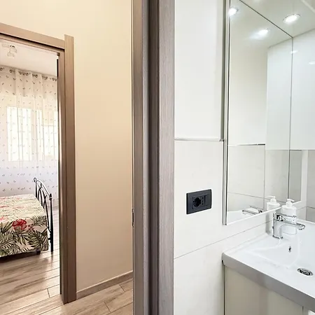 400 Mt Dal Mare - Appena Ristrutturato Apartment *