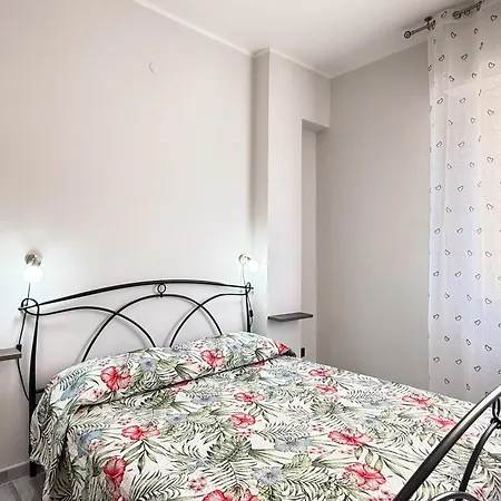 Apartment 400 Mt Dal Mare - Appena Ristrutturato *